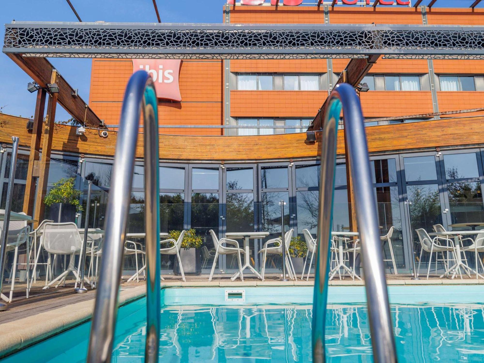 Hotel ibis Valence Sud Exterior foto